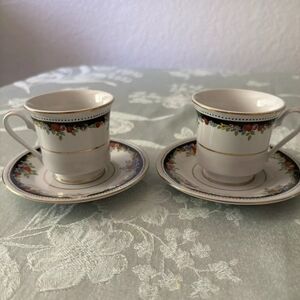Set Of 2 Vintage Lynns Bennington Fine China Tea Cups & Saucers Floral Country